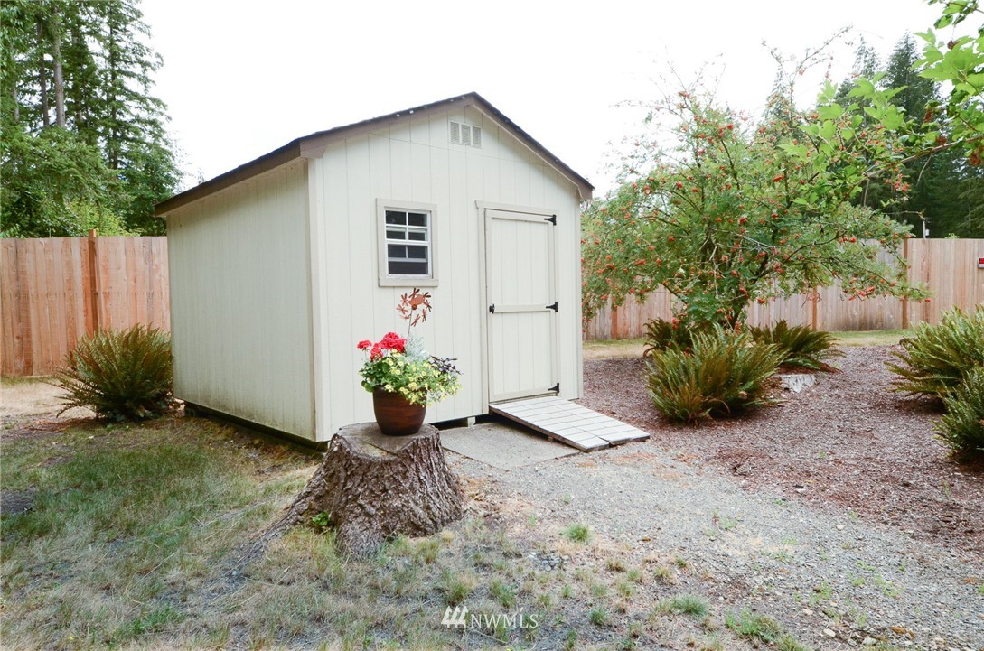 8217 173rd Avenue Southwest Rochester, WA 98579 - Photo 19 of 22