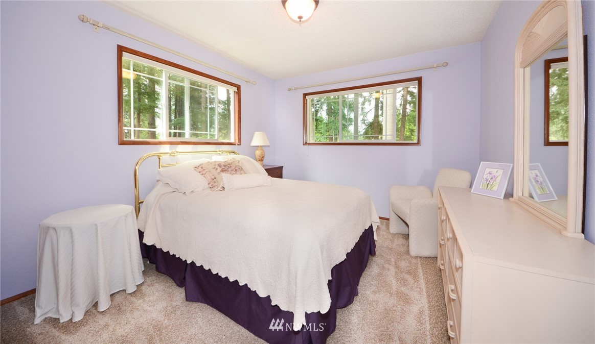 8217 173rd Avenue Southwest Rochester, WA 98579 - Photo 10 of 22