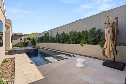 $965,000 | 713 East Kachina Trail, Phoenix, AZ 85042