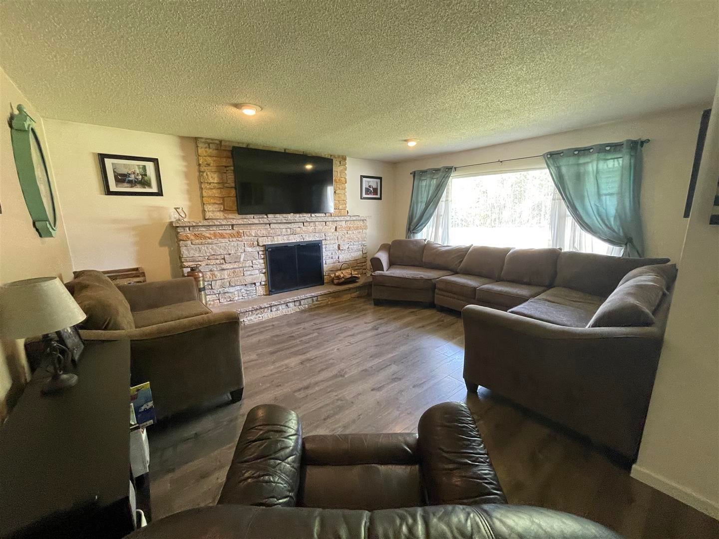 2364 Vanyea Road Cheboygan, MI 49721 - Photo 3 of 38 Gallery Image 3