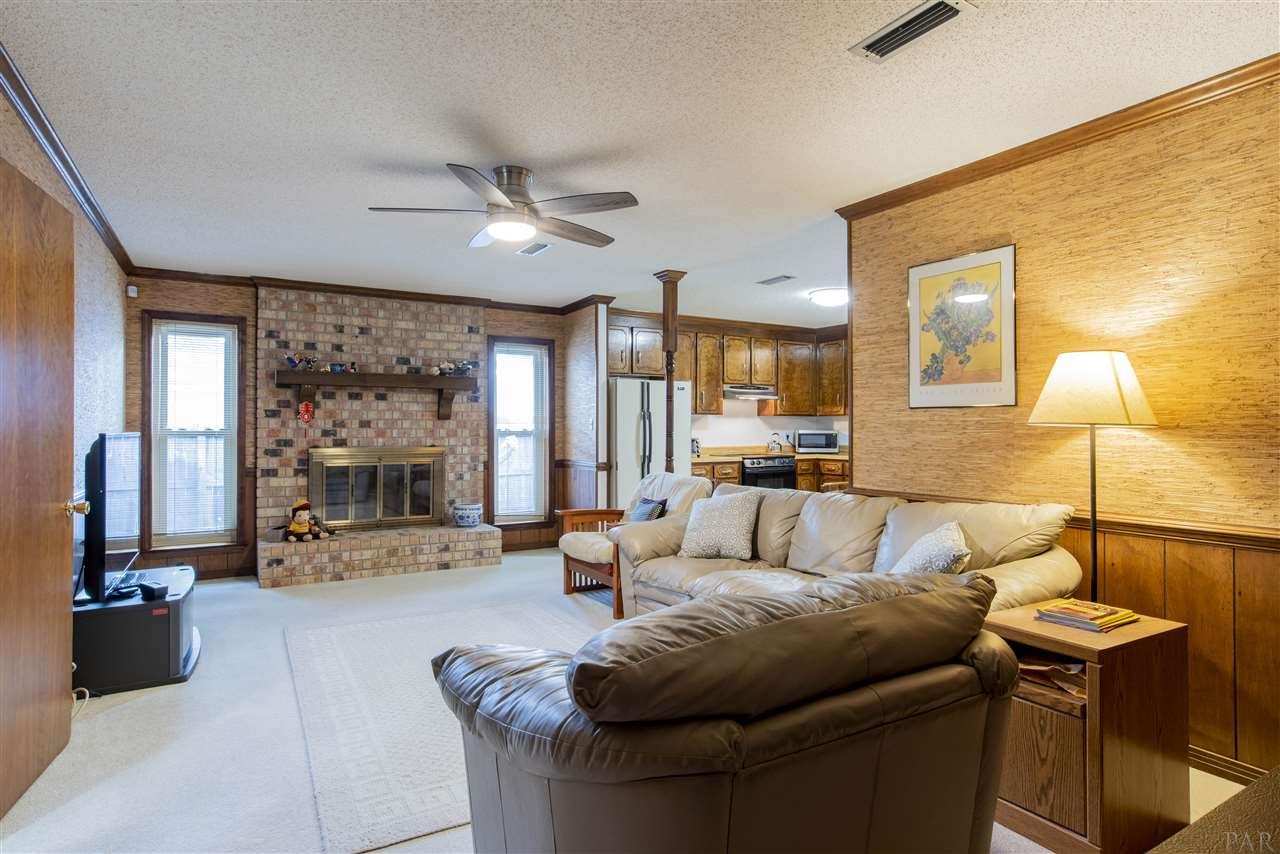 3555 Lemmington Road Pensacola, FL 32504 - Photo 3 of 21 Gallery Image 3