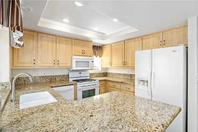 $550,000 | 40412 VÃa Amapola, Murrieta, CA 92562