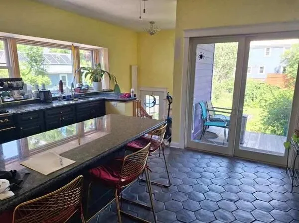 $685,000 | 231 South Rusk Avenue, Viroqua, WI 54665