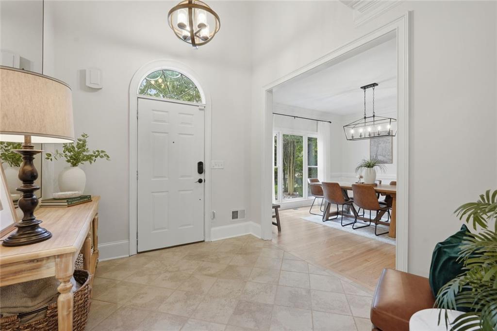 440 Oakleaf Trail Suwanee, GA 30024 - Photo 7 of 59
