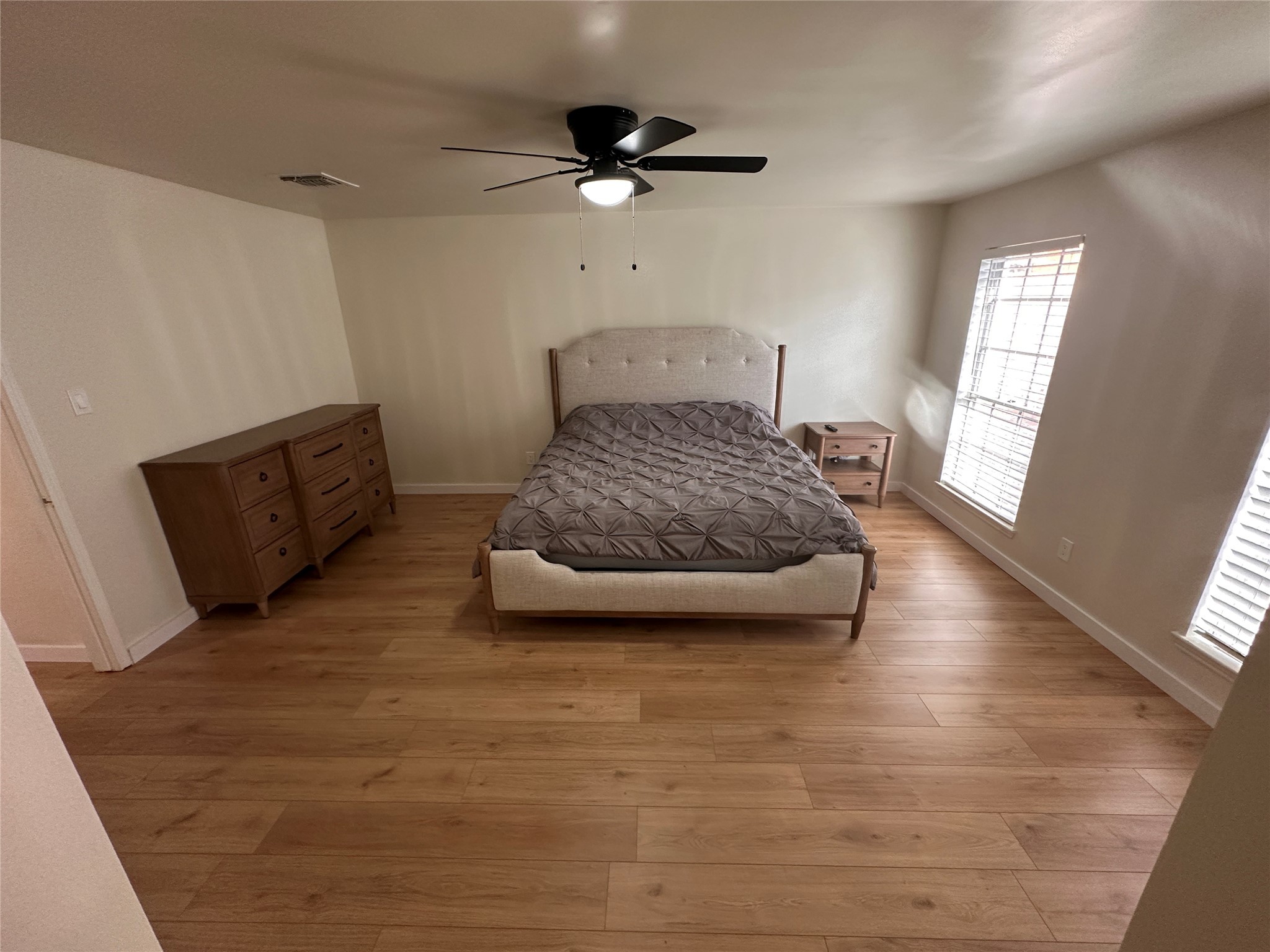 14226 Misty Meadow Lane Houston, TX 77079 - Photo 28 of 34 Primary bedroom