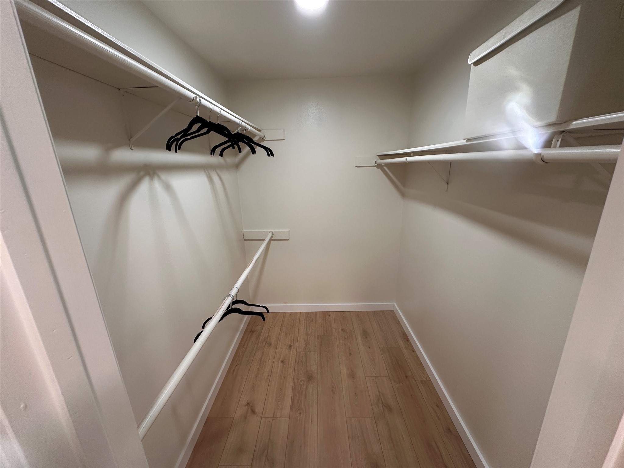 14226 Misty Meadow Lane Houston, TX 77079 - Photo 32 of 34 Walk in primary closet, plenty of space