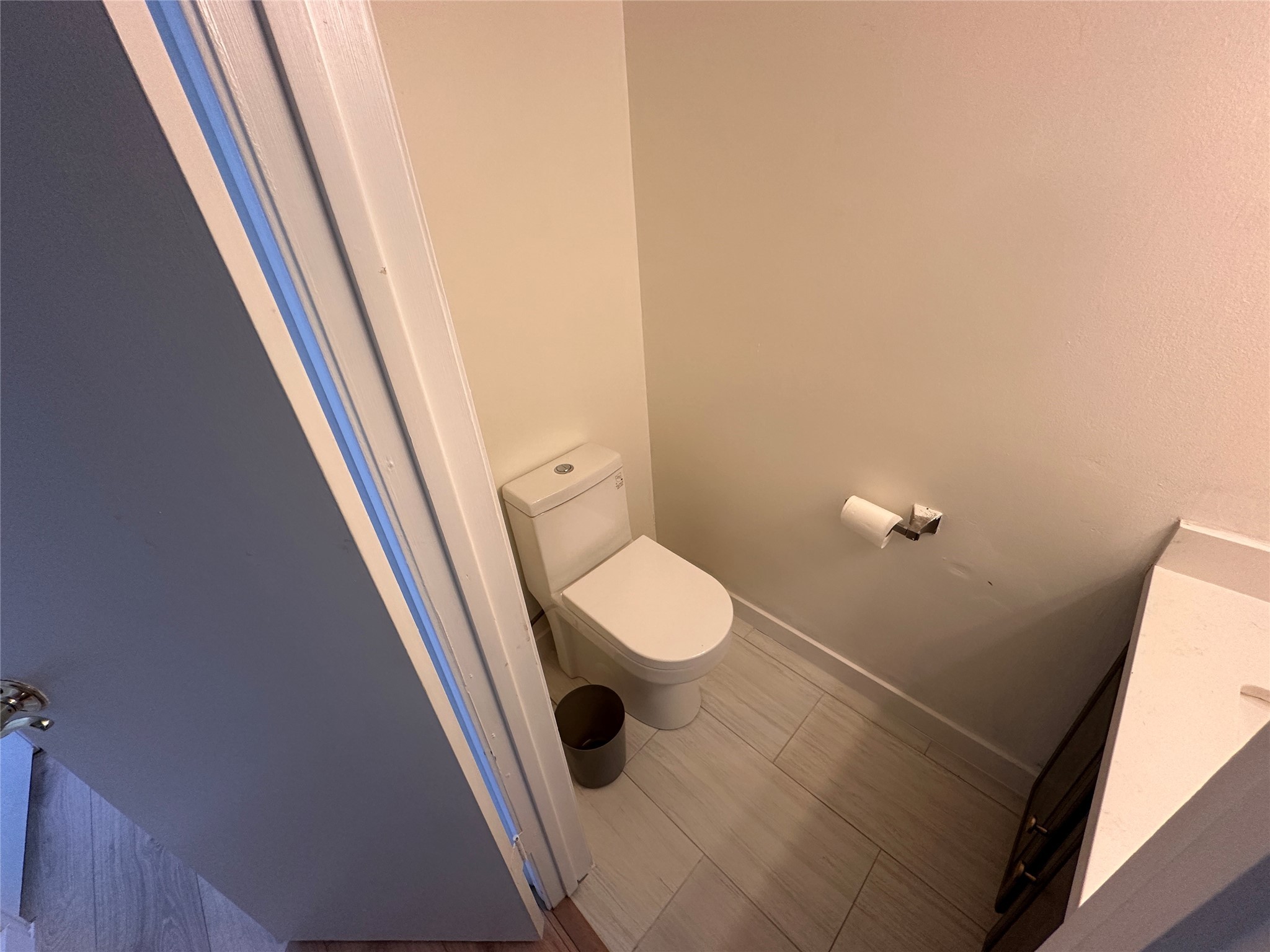 14226 Misty Meadow Lane Houston, TX 77079 - Photo 34 of 34 Half bath