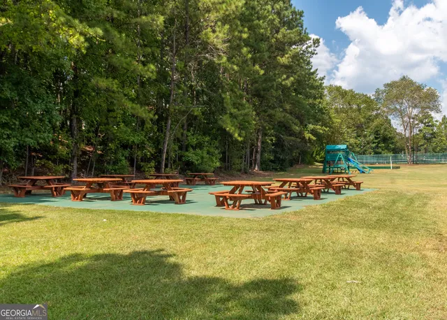 $389,900 | 196 Olmstead Court, Fayetteville, GA 30215