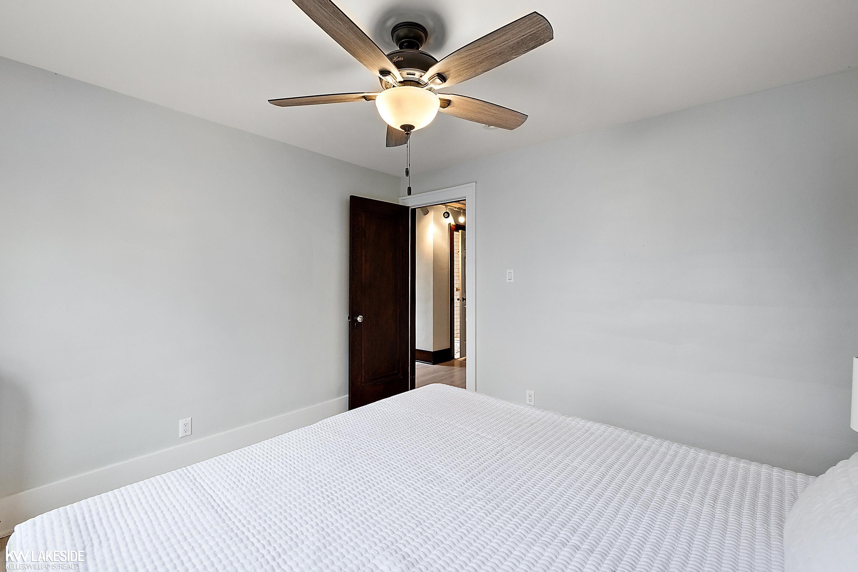 5520 Inkster Road West Bloomfield, MI 48323 - Photo 56 of 69