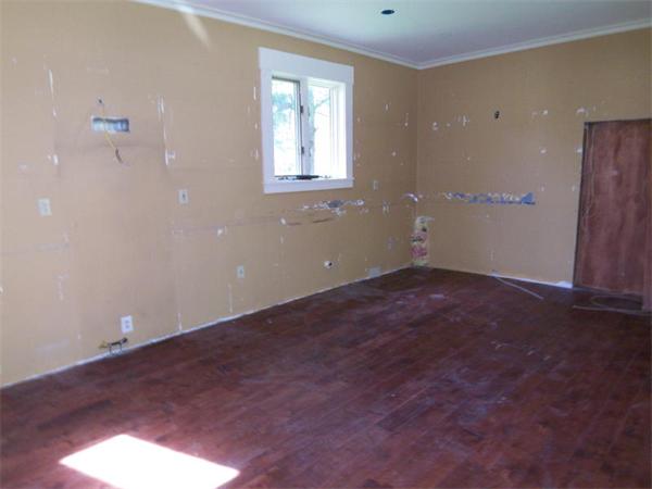 243 Tully Road Orange, MA 01364 - Photo 5 of 7 Gallery Image 5