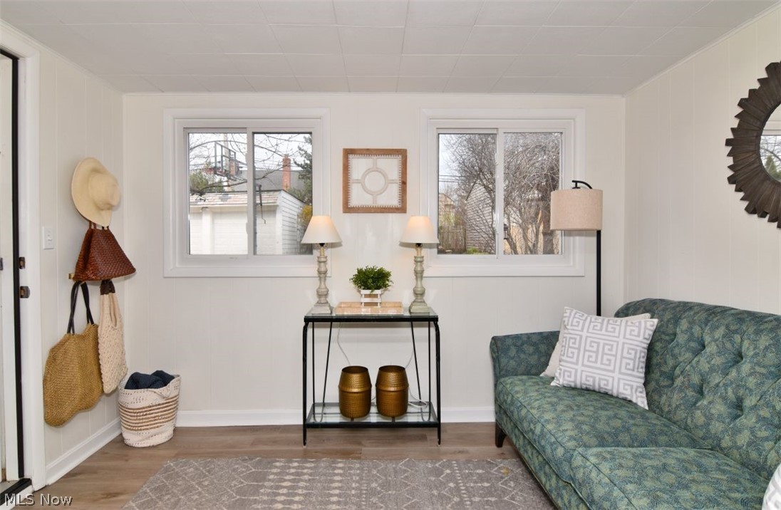 2556 Fenwick Road Cleveland, OH 44118 - Photo 12 of 40 Gallery Image 12