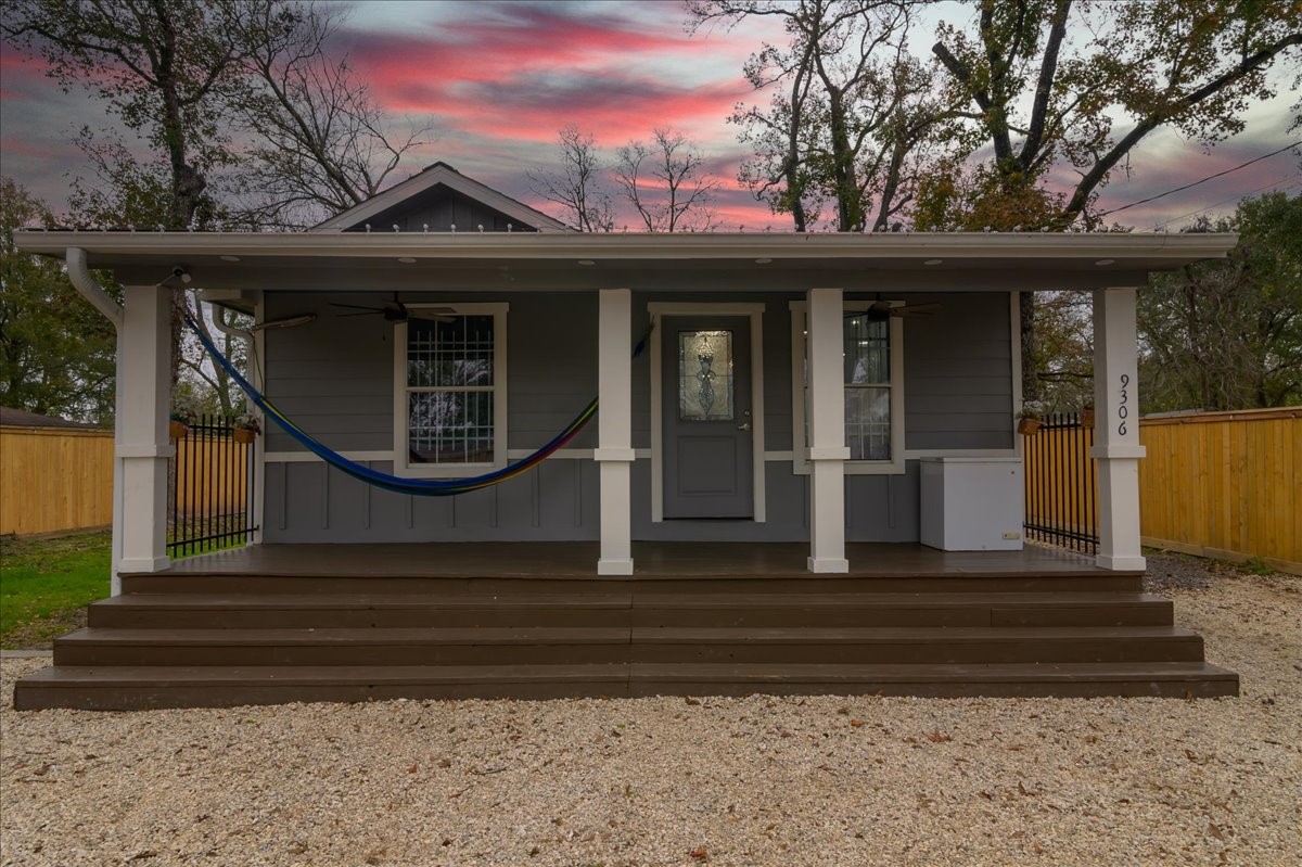 9306 Bertwood Street Houston, TX 77016 - Photo 3 of 27