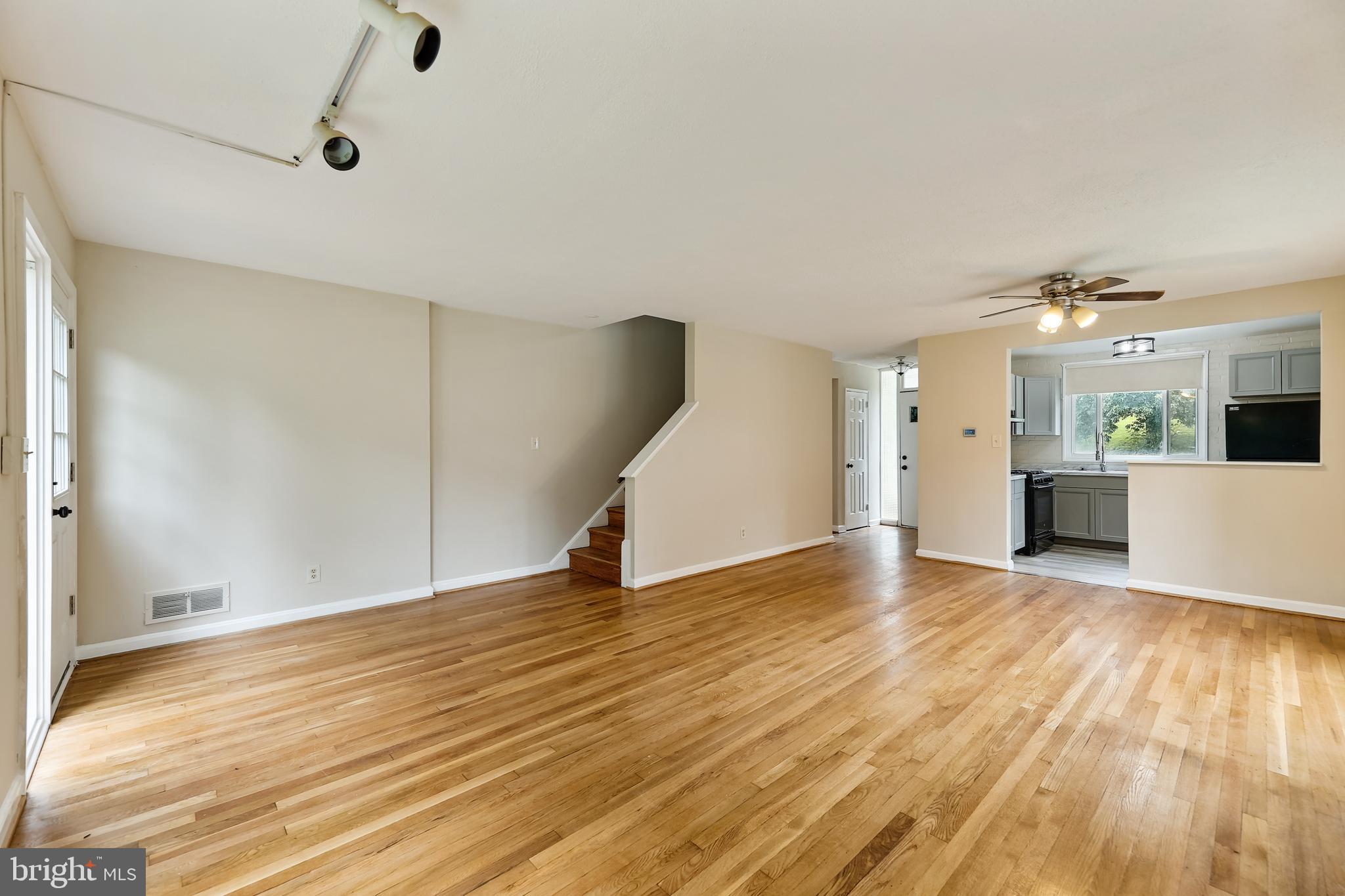 955 Owens Road Oxon Hill, MD 20745 - Photo 9 of 36 Gallery Image 9