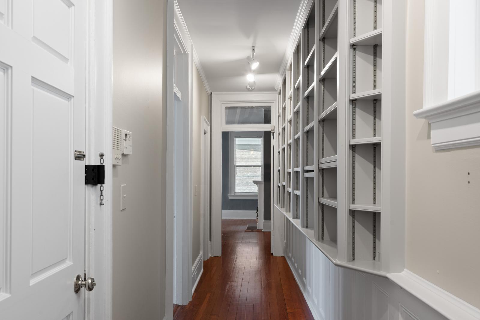 41 Legare Street, Unit B Charleston, SC 29401 - Photo 17 of 36 41 Legare B