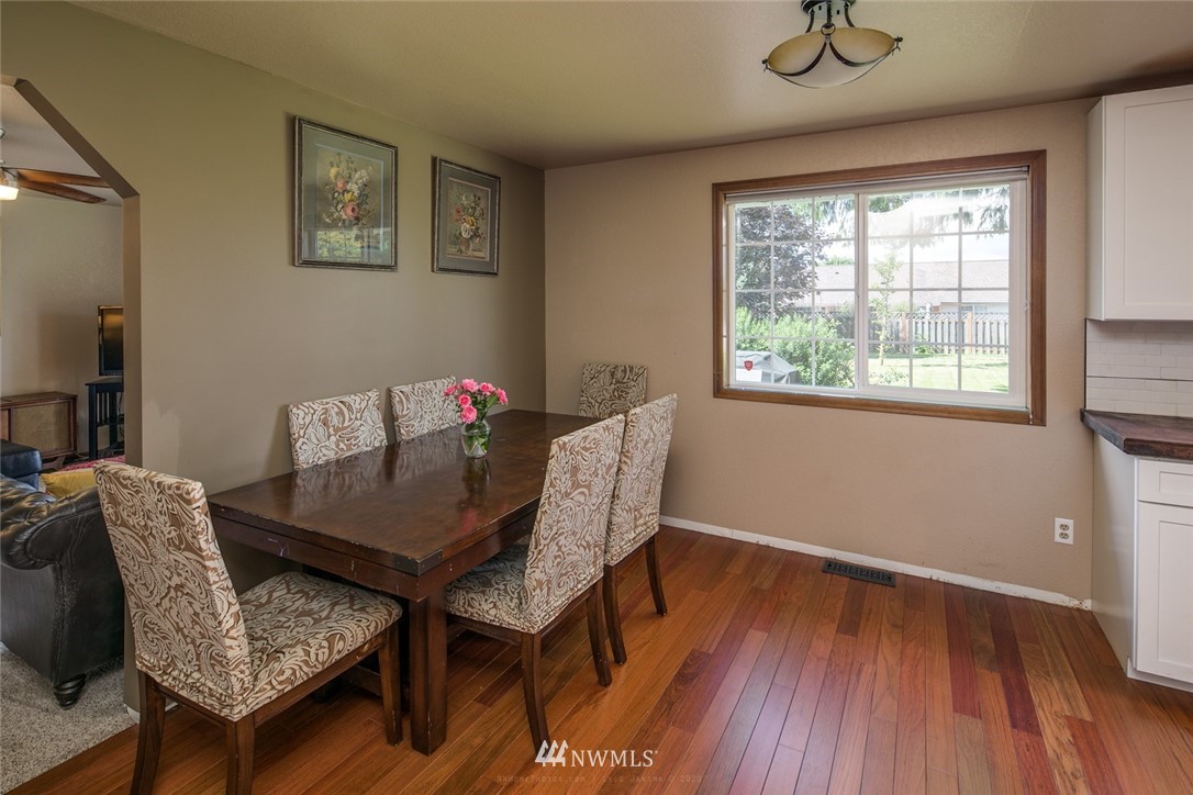 1073 Ridgeway Drive Lynden, WA 98264 - Photo 8 of 28 Gallery Image 8
