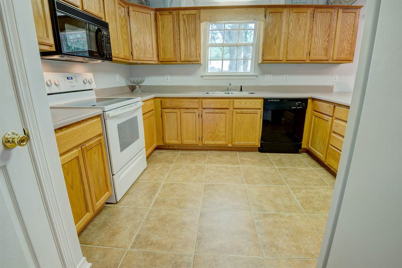 527 Verbena Loop Foley, AL 36535 - Photo 16 of 31