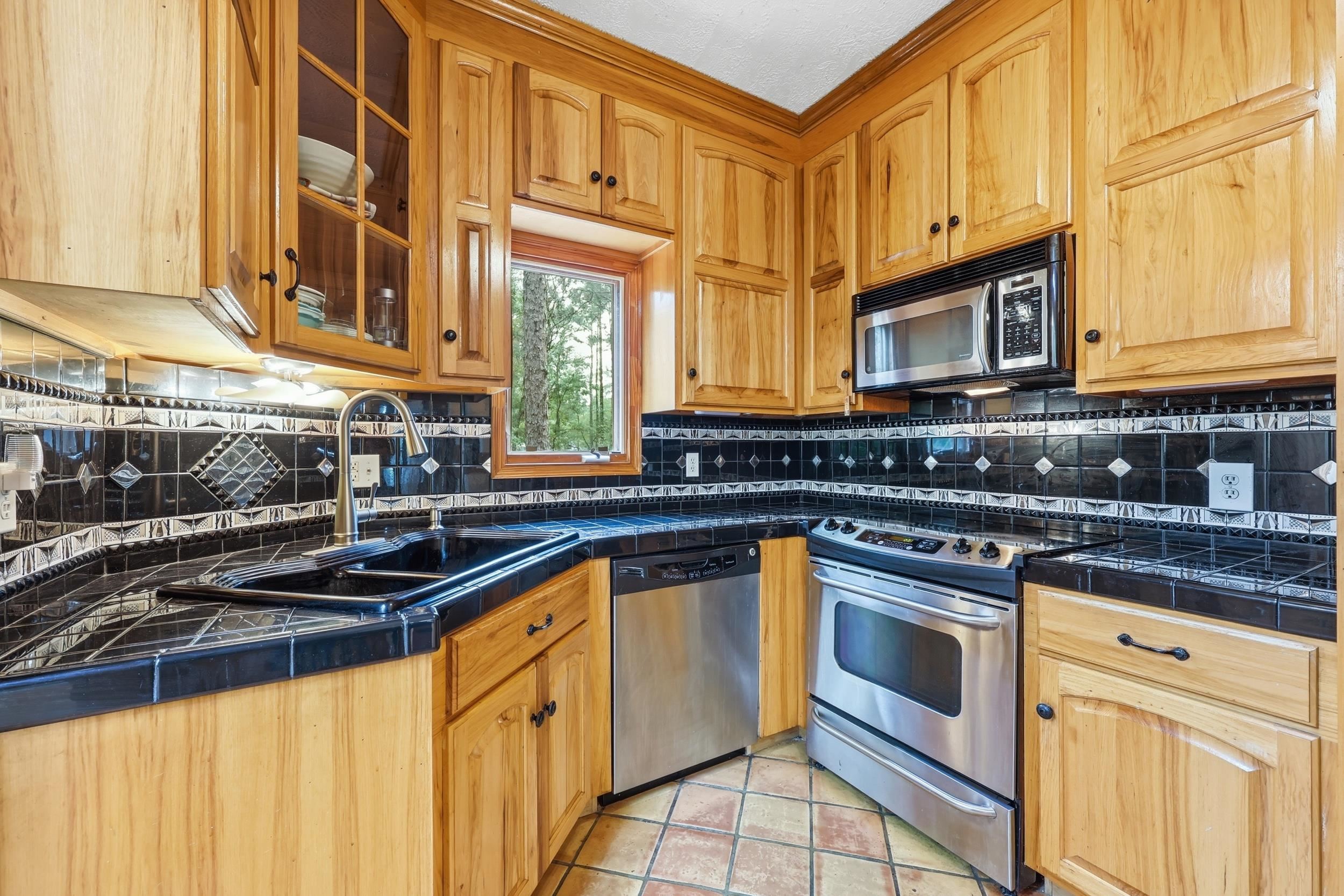 7930 South Island Road Georgetown, SC 29440 - Photo 12 of 45