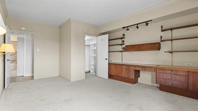 $449,900 | 307 South Dithridge Street, Unit 810, Pittsburgh, PA 15213