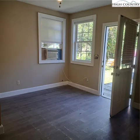 $298,000 | 460 Little Elk Road, Elk Park, NC 28622