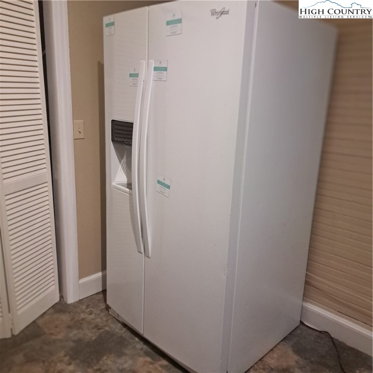 460 Little Elk Road Elk Park, NC 28622 - Photo 21 of 25