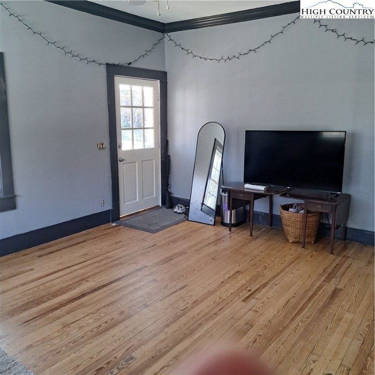 460 Little Elk Road Elk Park, NC 28622 - Photo 7 of 25