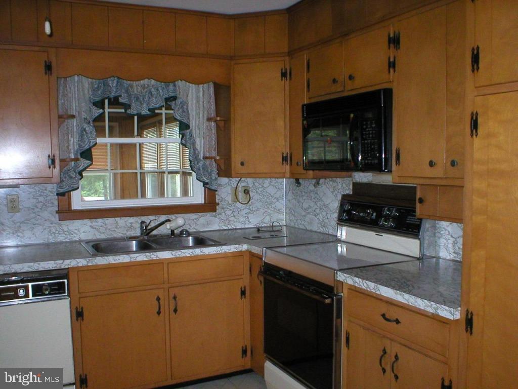 22 Refton Road Willow Street, PA 17584 - Photo 5 of 11 Gallery Image 5