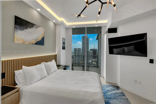 $5,000 | 350 South Miami Avenue, Unit 4103, Miami, FL 33130