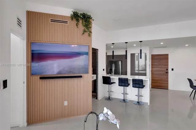 $5,000 | 350 South Miami Avenue, Unit 4103, Miami, FL 33130