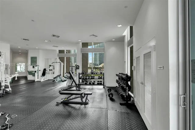 $5,000 | 350 South Miami Avenue, Unit 4103, Miami, FL 33130