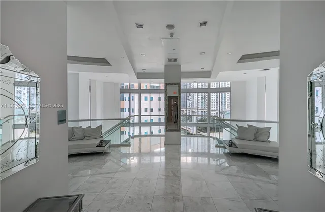 $5,000 | 350 South Miami Avenue, Unit 4103, Miami, FL 33130