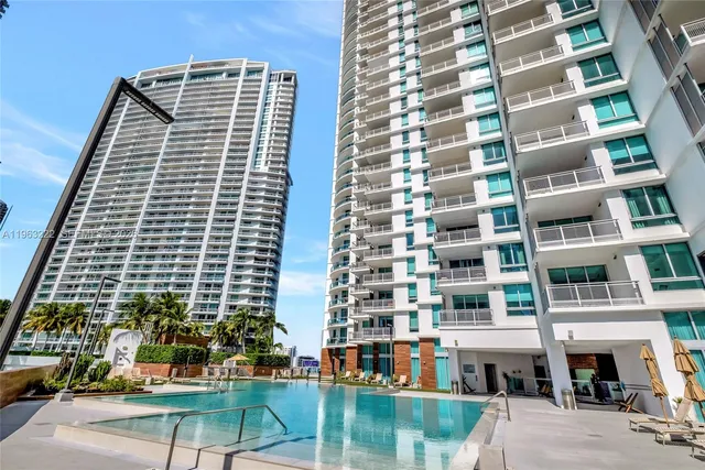 $5,000 | 350 South Miami Avenue, Unit 4103, Miami, FL 33130