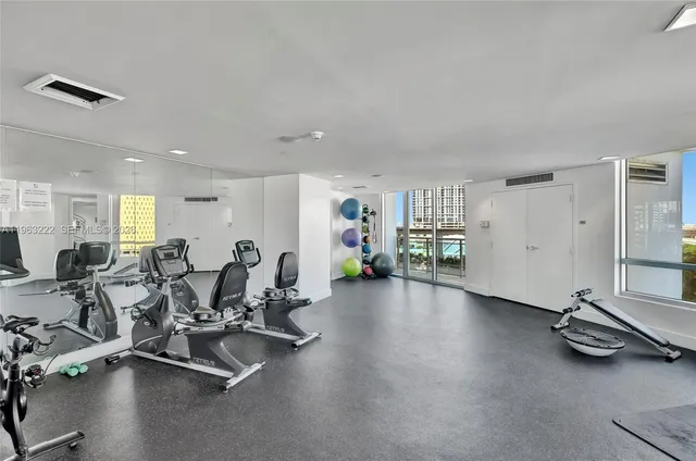 $5,000 | 350 South Miami Avenue, Unit 4103, Miami, FL 33130