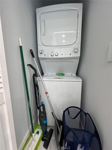 $2,850 | 12838 1/2 Kling Street, Studio City, CA 91604