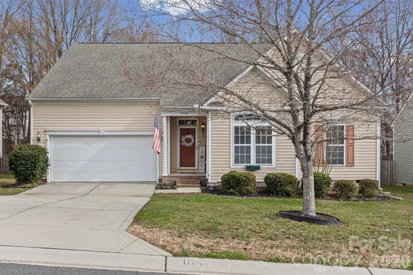 $430,000 | 1041 Pepperwood Place, Clover, SC 29710