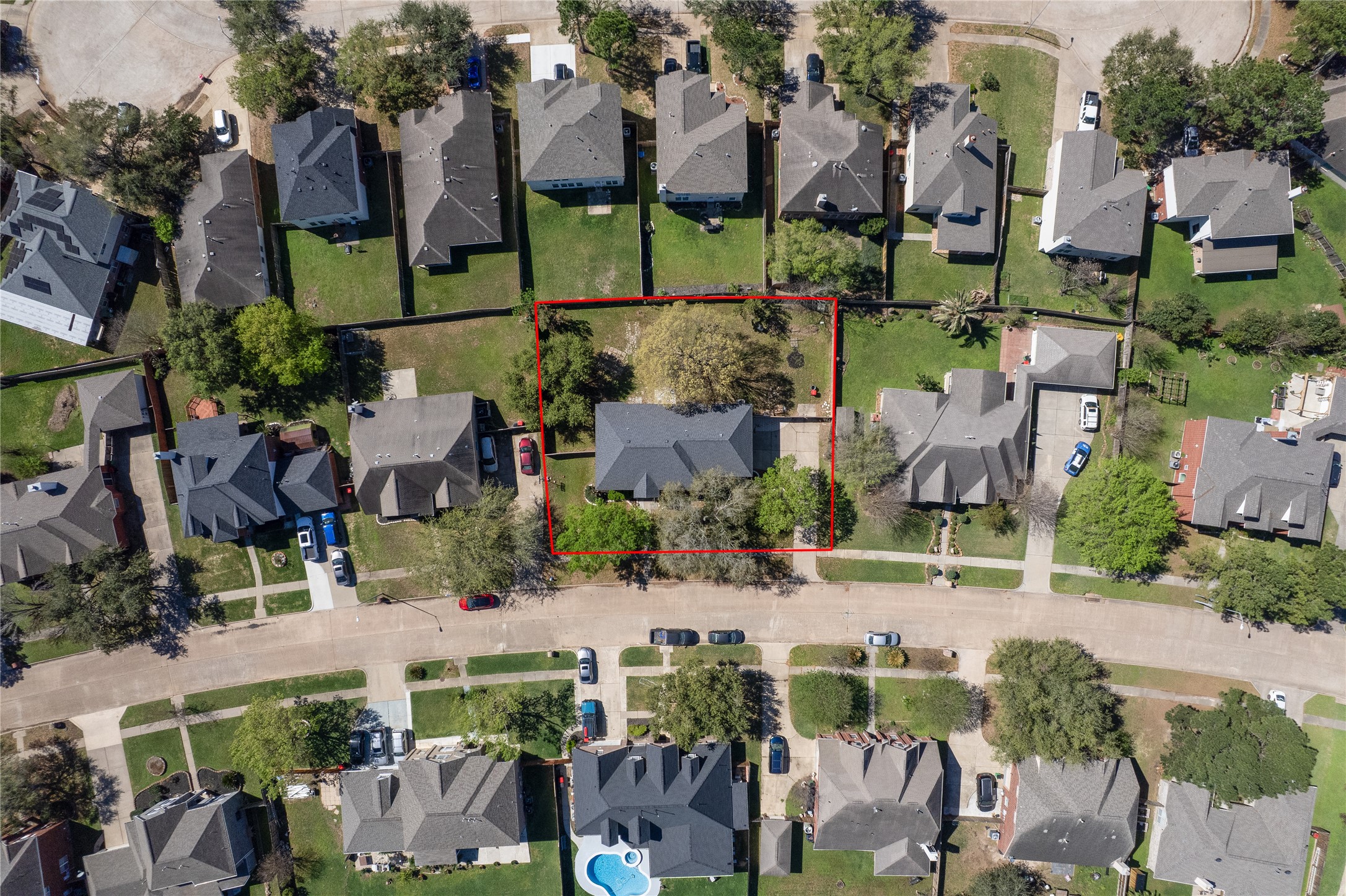 6827 Crystal Point Drive Katy, TX 77449 - Photo 32 of 39
