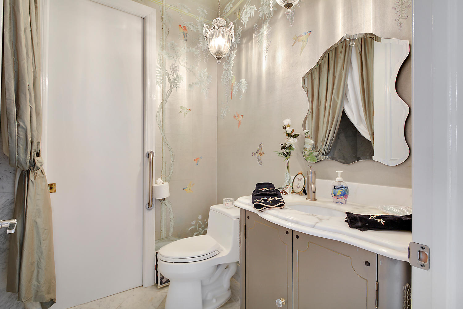 7028 Queenferry Circle Boca Raton, FL 33496 - Photo 32 of 75 bathroom