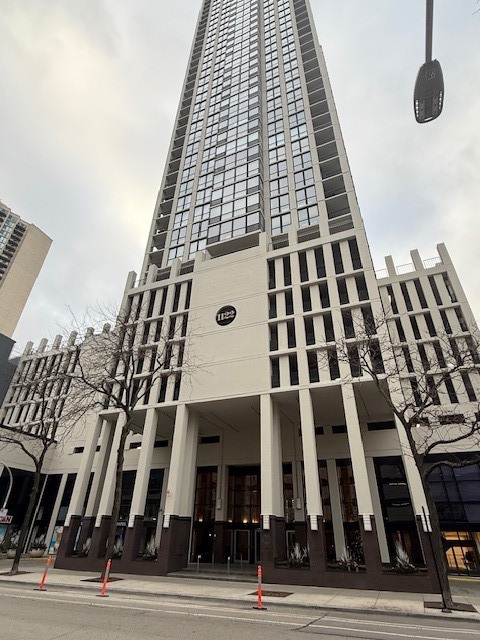 1122 North Clark Street, Unit P349 Chicago, IL 60610 - Photo 1 of 3 a view of a building