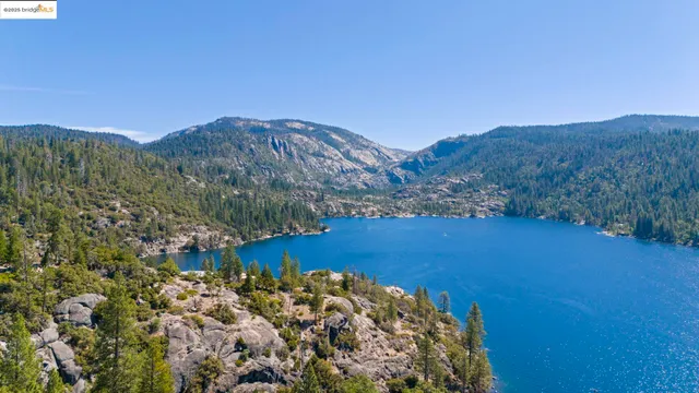 $525,000 | 26389 Siskiyou Drive, Long Barn, CA 95335