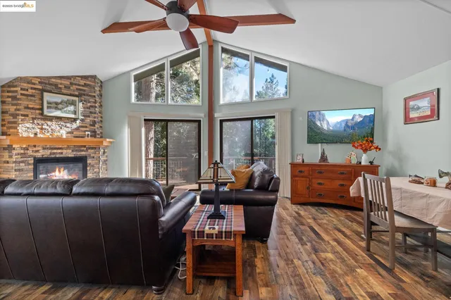 $525,000 | 26389 Siskiyou Drive, Long Barn, CA 95335