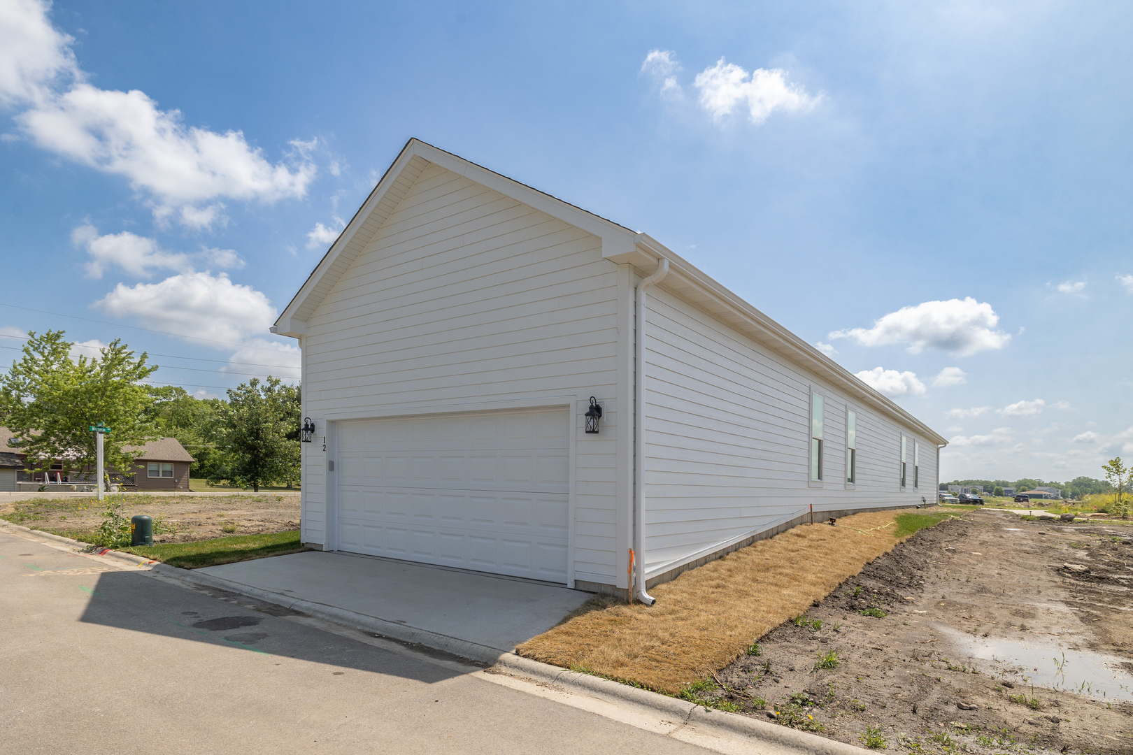 12 Redbud Row Ottawa, IL 61350 - Photo 36 of 39 a view of backyard of house