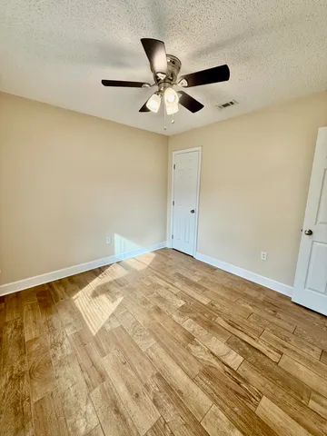 $174,900 | 218 Walker Circle West, Crestview, FL 32539