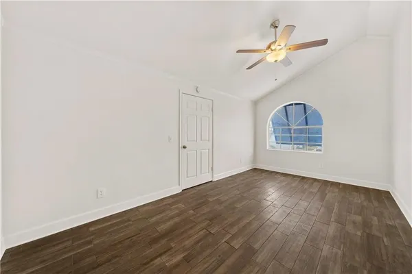 $2,800 | 741 Snug, Corpus Christi, TX 78402