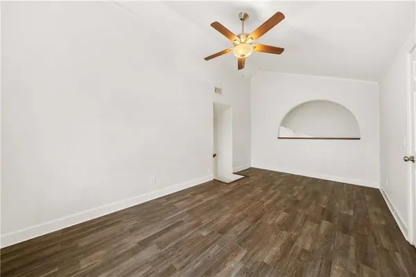 $2,800 | 741 Snug, Corpus Christi, TX 78402