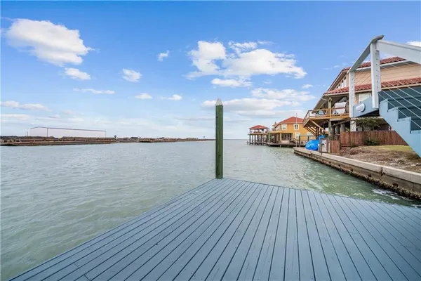 $2,800 | 741 Snug, Corpus Christi, TX 78402