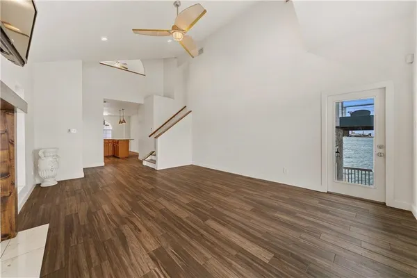 $2,800 | 741 Snug, Corpus Christi, TX 78402