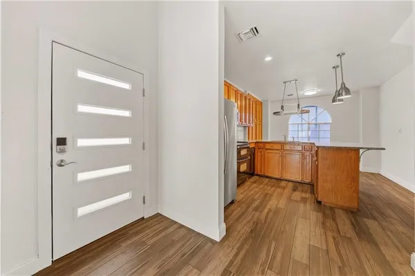 $2,800 | 741 Snug, Corpus Christi, TX 78402