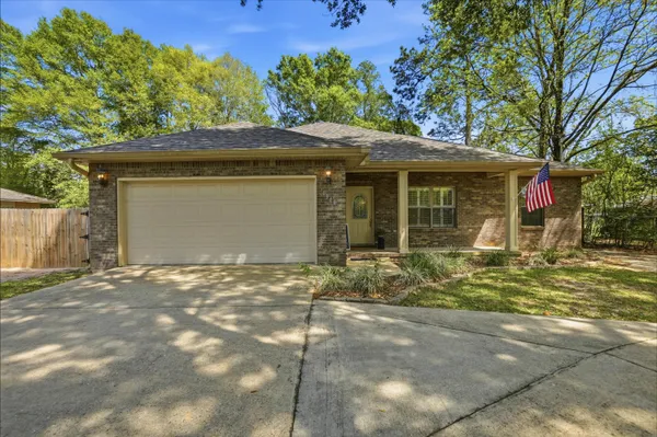$284,500 | 1310 Texas Parkway, Crestview, FL 32536