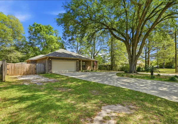 $284,500 | 1310 Texas Parkway, Crestview, FL 32536
