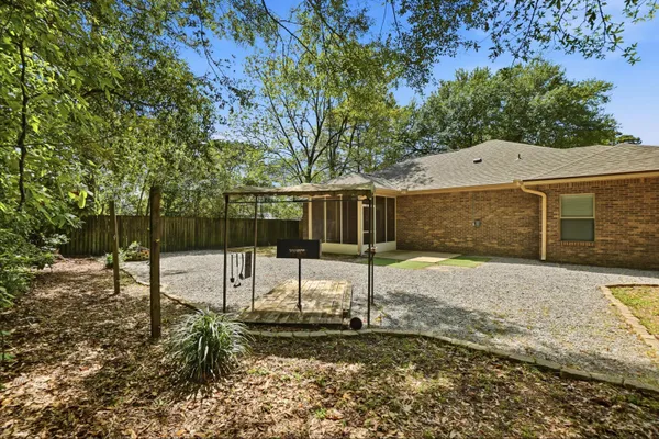 $284,500 | 1310 Texas Parkway, Crestview, FL 32536