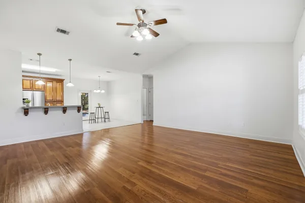 $284,500 | 1310 Texas Parkway, Crestview, FL 32536